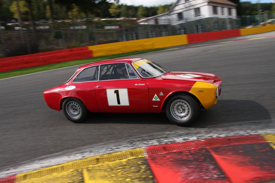  Alfa Romeo Giulia Sprint GTA-SA (105) 1967 года  (фото 5 из 12)